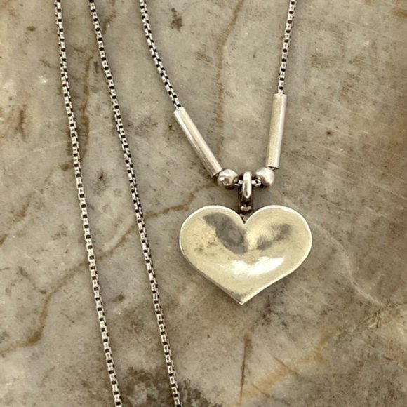 Silpada Jewelry - Sterling Silver 925 Didae/Silpada Hammered Heart Beaded Pendant Necklace 17.5"